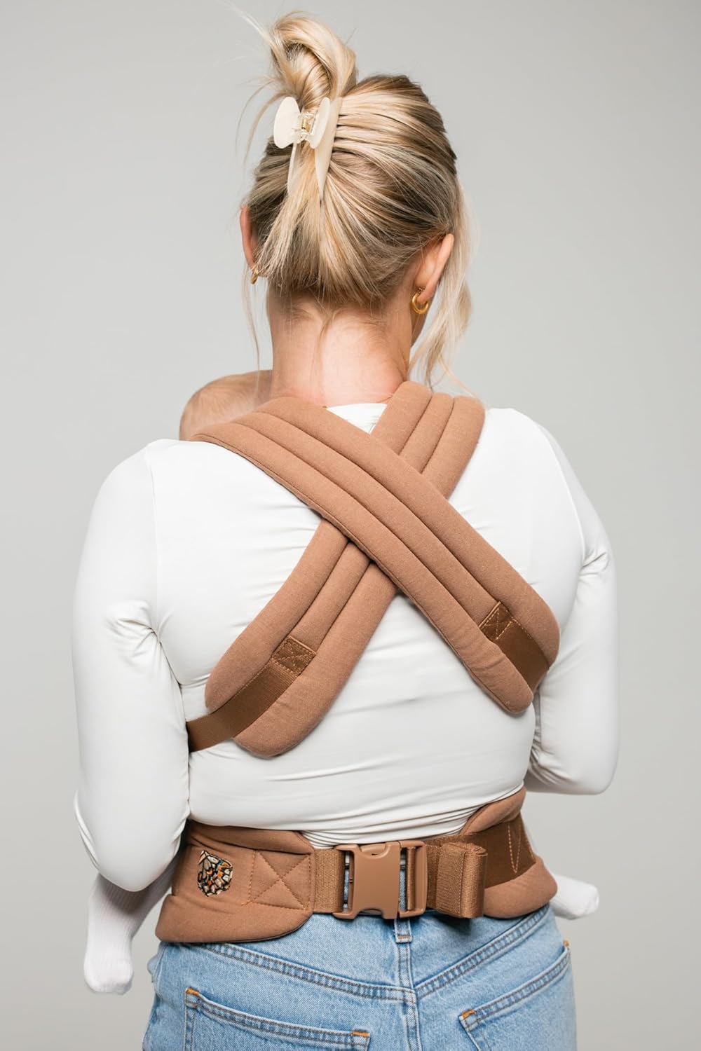 Mabē Monarch Ergonomic Baby Carrier – Premium Cotton Soft Structured Newborn to Toddler Carrier with Hip-Healthy Design, 3 Carry Positions (7-35lbs), Lightweight & Breathable, (Mocha)