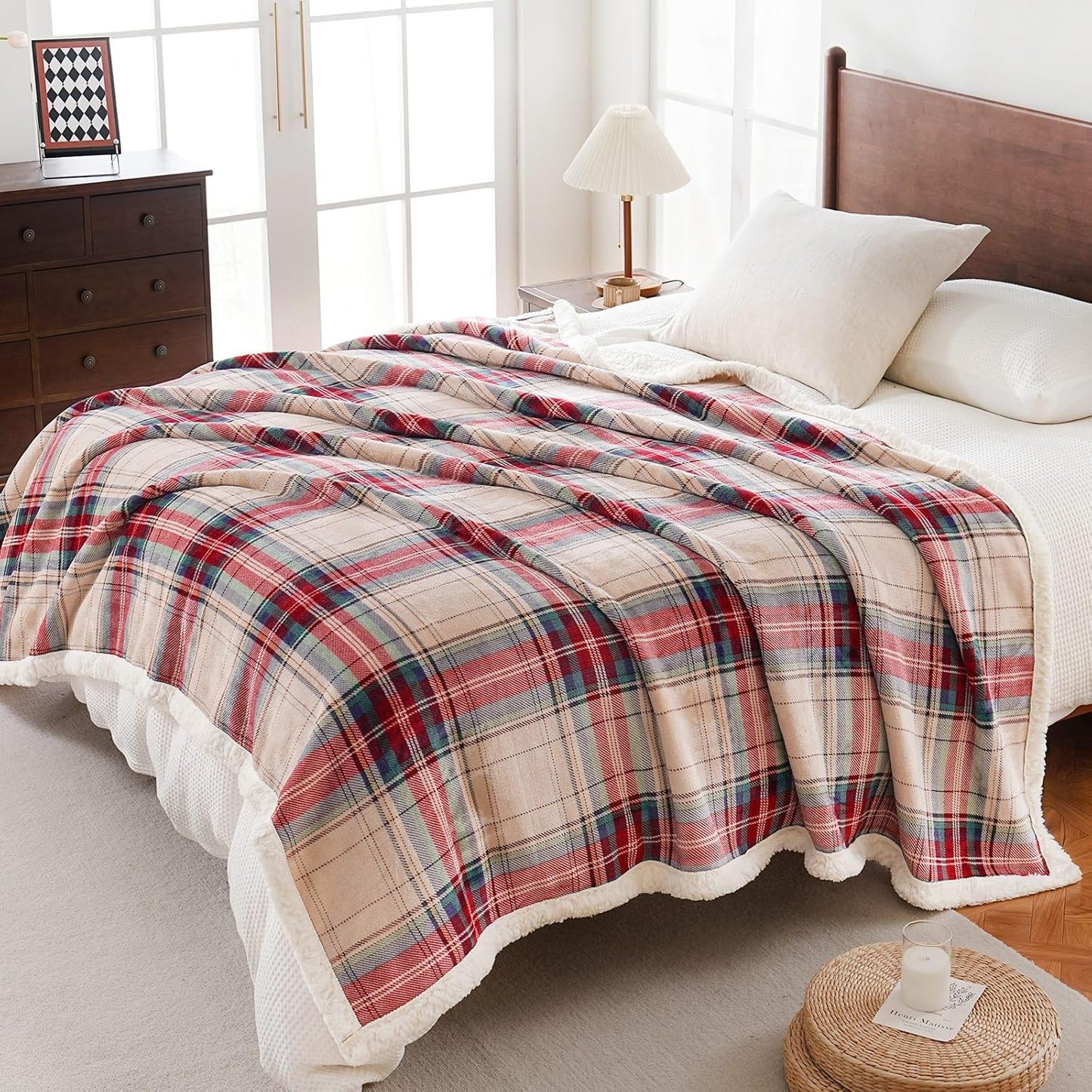 PU MEI Sherpa Fleece Throw Blanket 60" x 80" Reversible Plush Fluffy Large Big Blanket Lattice Flannel Blankets for All Season Use, Chrismas Red