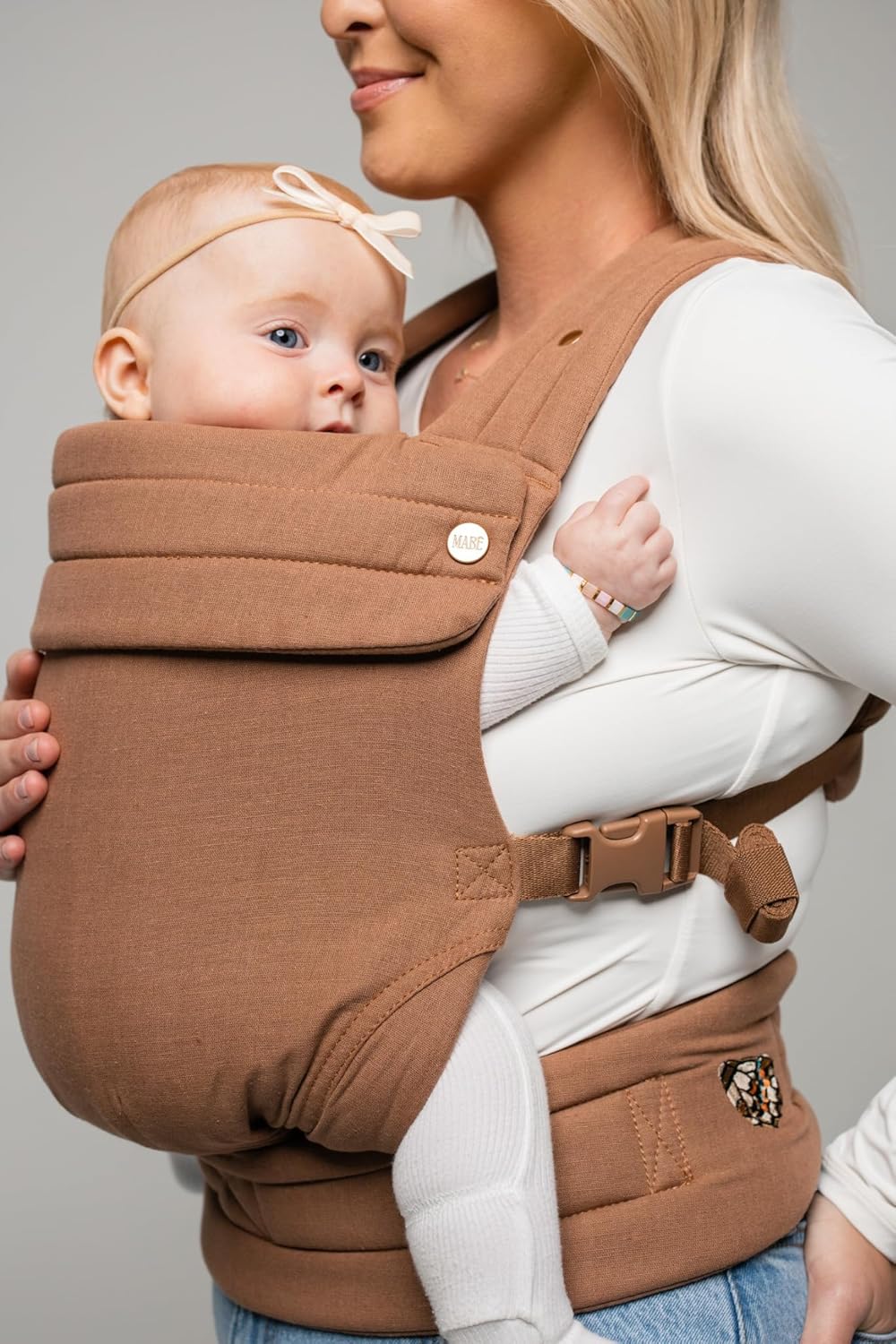 Mabē Monarch Ergonomic Baby Carrier – Premium Cotton Soft Structured Newborn to Toddler Carrier with Hip-Healthy Design, 3 Carry Positions (7-35lbs), Lightweight & Breathable, (Mocha)
