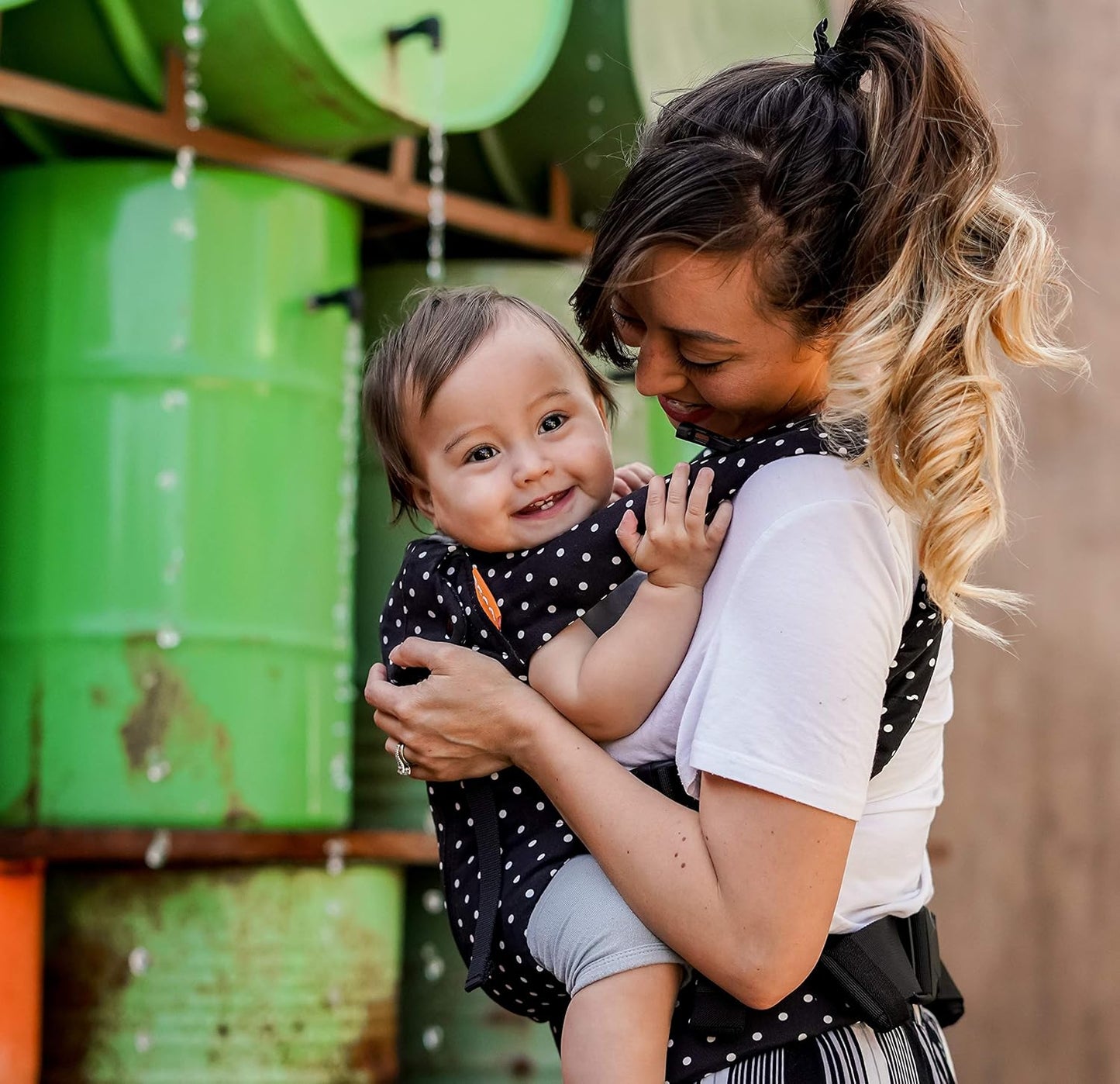 Beco 8 Baby Carrier from Newborn to Toddler (7-45lbs) - All in 1 Hybrid Front, Hip and Backpack Style Carrier with Breathable, Cooling Mesh - Iris